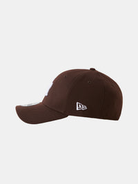 ER LOGO CAP / BROWN